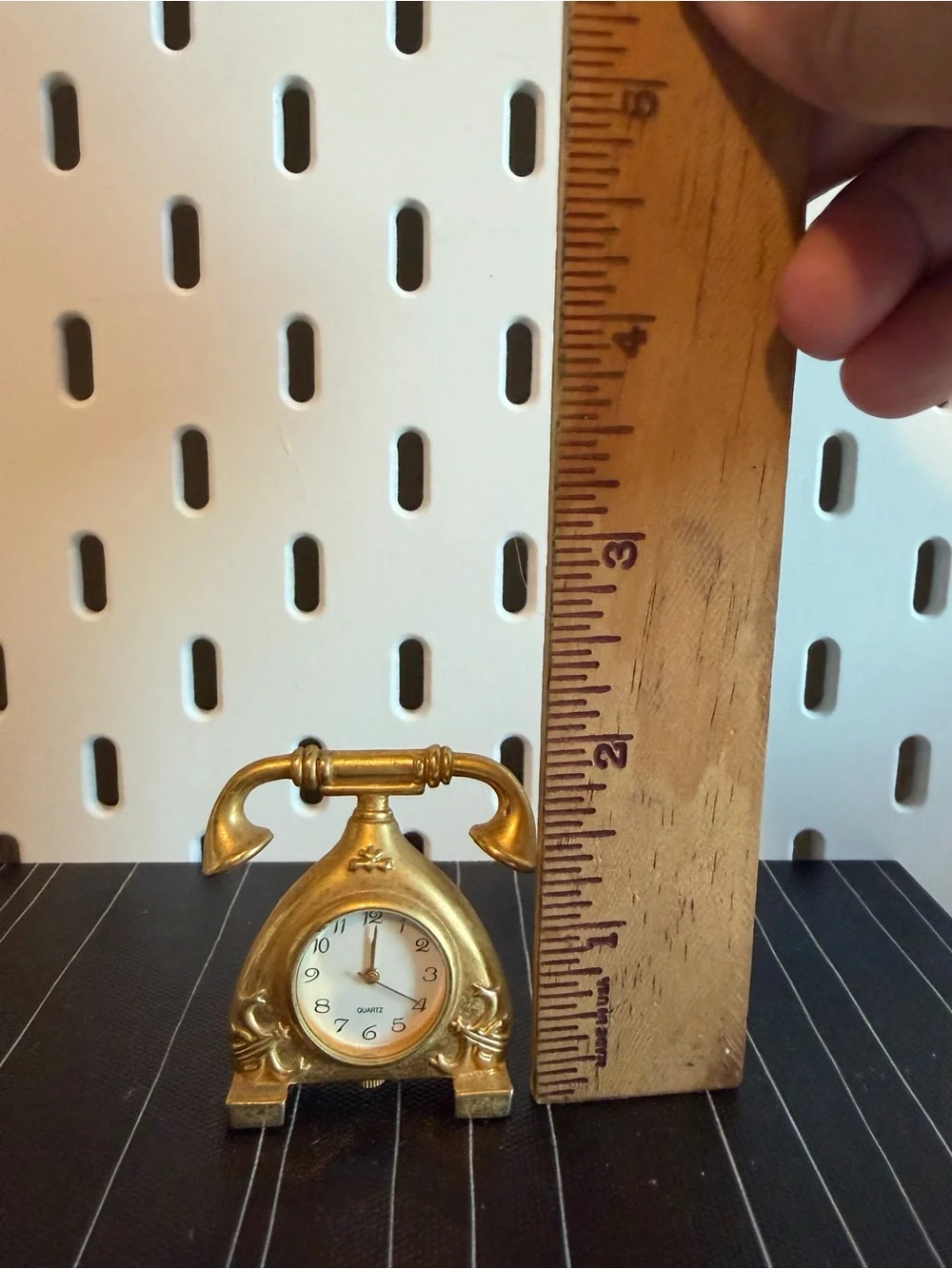 Antique Gold tone Decorative Telephone Table Clock - Home Wall Decor